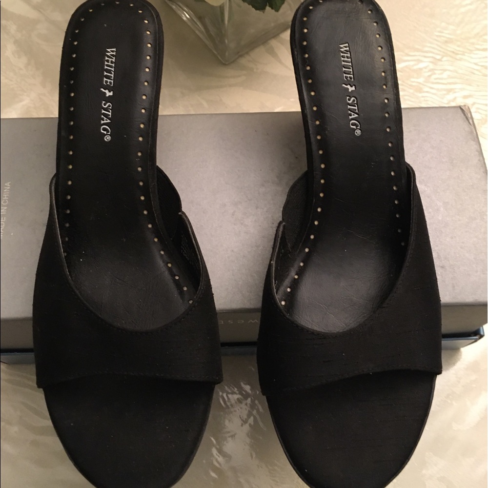 White Stag Black Slip On Shoes, Size 6 1/2, Excellent Condition. New Looking.